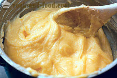 Francia bun „Guzhero” a choux tészta sajttal