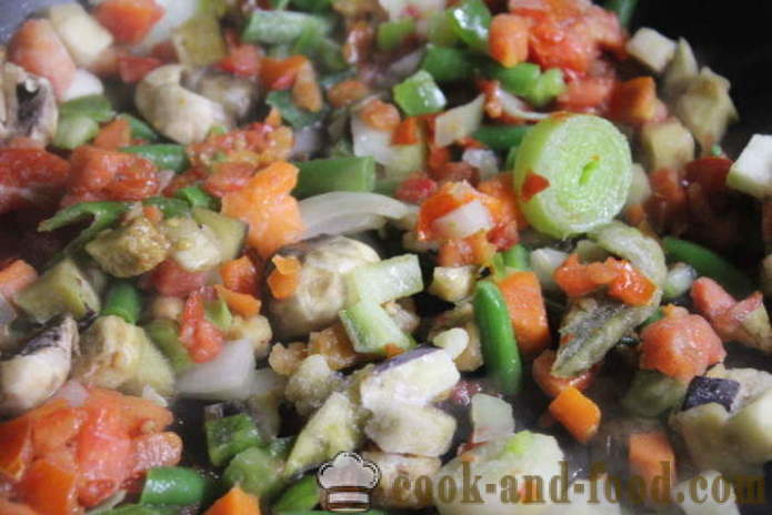 Sertés a sütőben sütött gombával és zöldségek - hogyan kell sütni finom szegy a sütőben, a recept egy fotó poshagovіy