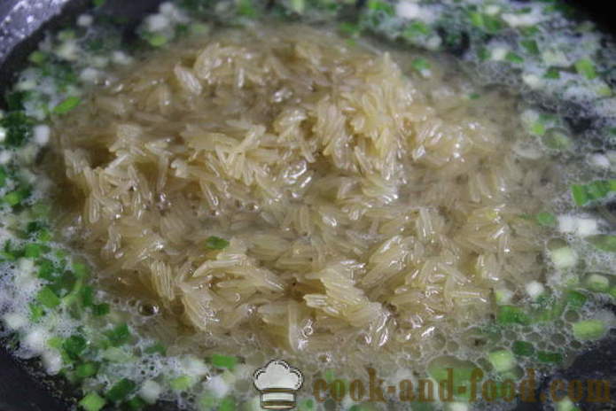 Finom omlós rizs körettel tejföllel és gyógynövények - hogyan kell főzni egy finom köret a rizs, a lépésről lépésre recept fotók