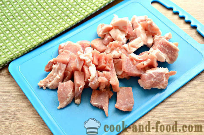Ízletes sertéshús mártást liszttel -, hogyan kell főzni hús szaft sertéshús hajdina, lépésről lépésre recept fotók