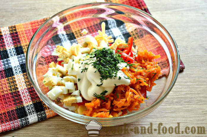 Sajt saláta koktélparadicsommal, tojás és sárgarépa koreai - hogyan lehet sajtos saláta, lépésről lépésre recept fotók