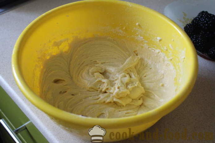 Tölthető szeder pite nélkül joghurt -, hogyan lehet egy szeder pitét a sütőbe, egy lépésről lépésre recept fotók
