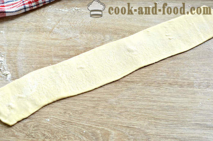Pie Csiga a kész leveles tészta -, mint sütés egy réteg torta, a csiga sajttal és kolbász, egy lépésről lépésre recept fotók