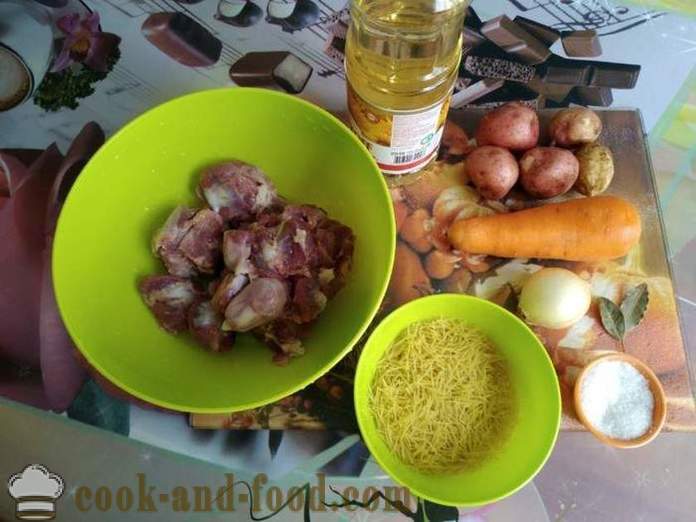 Leves csirke zúza, tészta, burgonya -, hogyan kell főzni leves csirke zúza, lépésről lépésre recept fotók