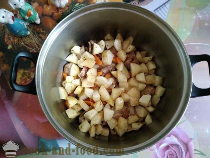 Marhapörkölt burgonyával és cukkini -, hogyan kell főzni egy finom zöldség pörkölt cukkini, lépésről lépésre recept fotók