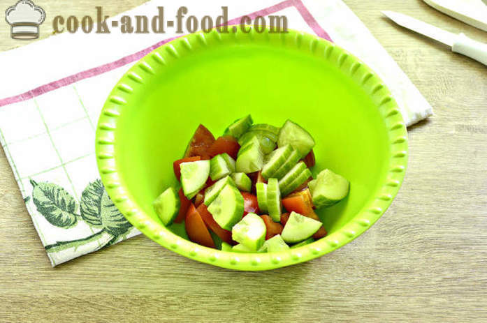 Majonéz saláta, retek, paradicsom - hogyan lehet egy saláta retek és paradicsom, egy lépésről lépésre recept fotók