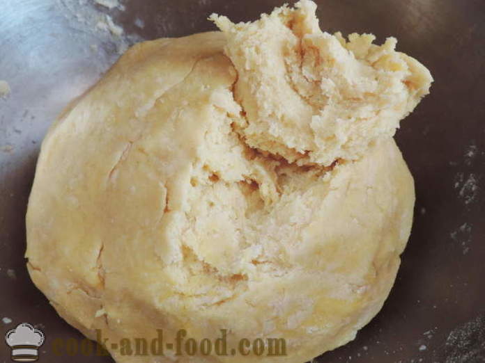 Az omlós élesztős tészta a pie, piték, sütemények vagy bagel - hogyan lehet homok-élesztős tészta, egy lépésről lépésre recept fotók