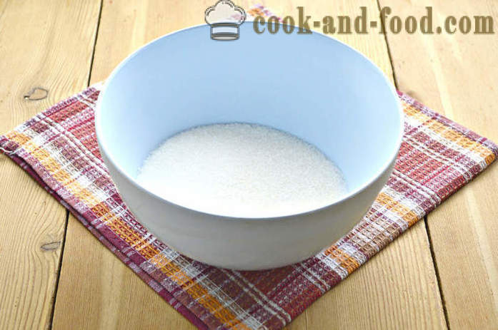 Pie-manna a víz tojással - hogyan lehet a mannát a vizet a sütő, a lépésről lépésre recept fotók