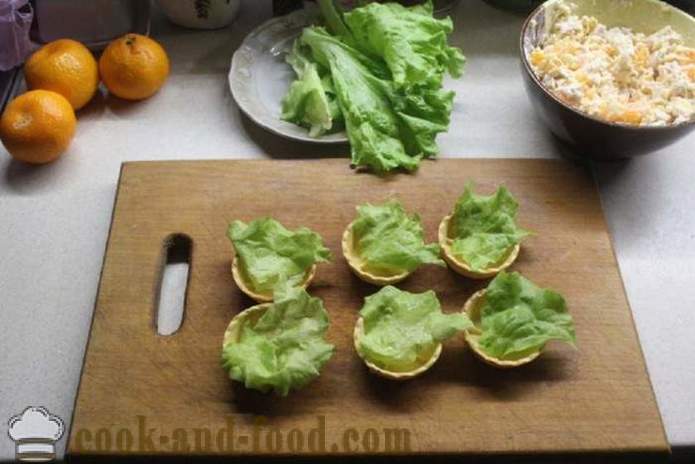 Szilveszteri saláta csirkemellel és mandarin -, hogyan kell elkészíteni egy saláta csirkével és a mandarin, a lépésről lépésre recept fotók