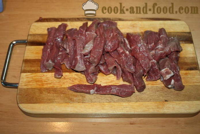Hús marhahús Stroganoff bor és zöldségek - lépésről lépésre recept fotókkal, hogyan kell főzni marhahús Stroganoff szósszal