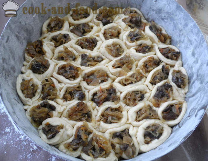 Élesztő torta Honeycomb - hogyan kell sütni egy tortát a kelt tészta, egy lépésről lépésre recept fotók