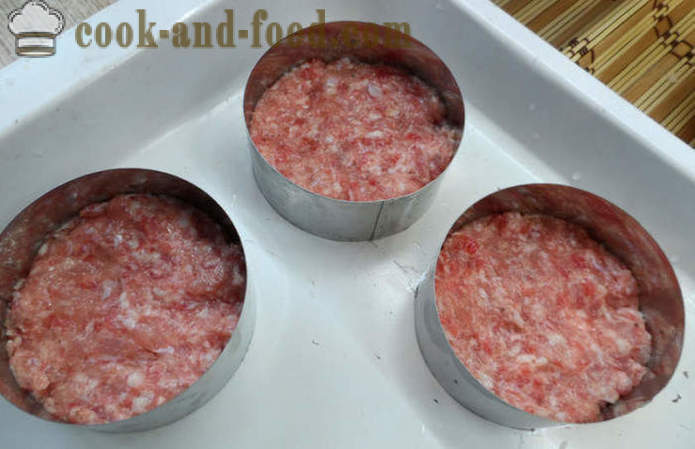 Leveles tészta pogácsákat a kemencében sült gombával és a mártást -, hogyan kell főzni lédús húsgombócokat a sütőben, a lépésről lépésre recept fotók