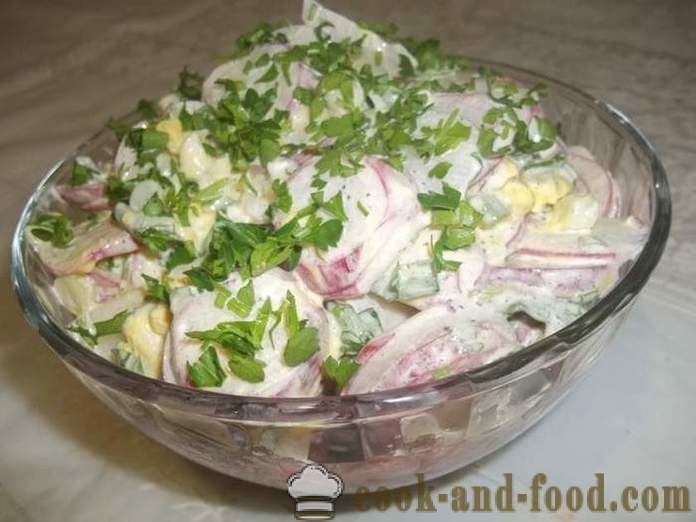 Finom saláta retek tojás és a zöld hagymát -, hogyan kell elkészíteni a saláta retek, lépésről lépésre recept fotók