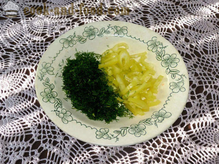 Saláta rántotta és virsli és tejföllel -, hogyan kell elkészíteni egy saláta omlett, lépésről lépésre recept fotók