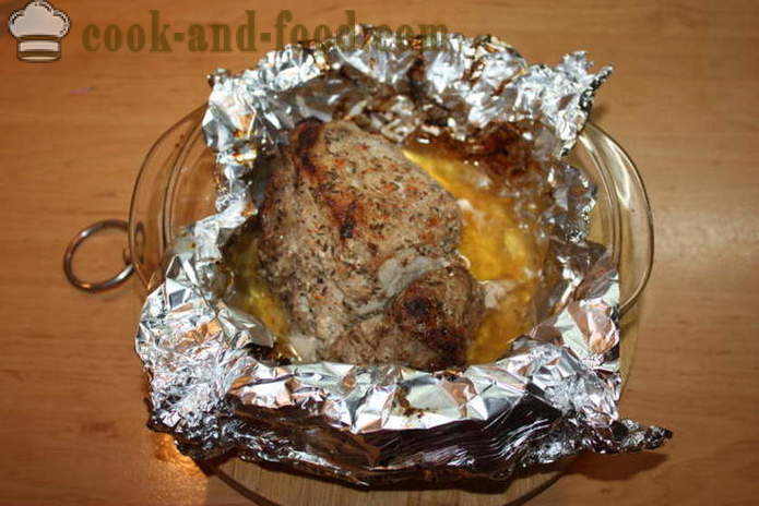 Sertés fóliában, kemencében sült gránátalma mártással - hogyan kell sütni sertéshús volt zamatos, egy lépésről lépésre recept fotók