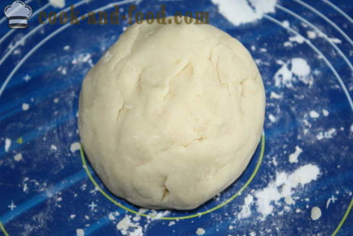 A cookie-k Nuts, mint a gyermek - hogyan sütik sűrített tej dió, régi recept lépésről lépésre fotók
