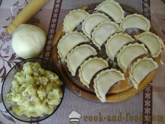 Húsmentes gombóc burgonya és gomba - hogyan kell főzni galuska burgonyával, gombával lépésről lépésre recept fotók