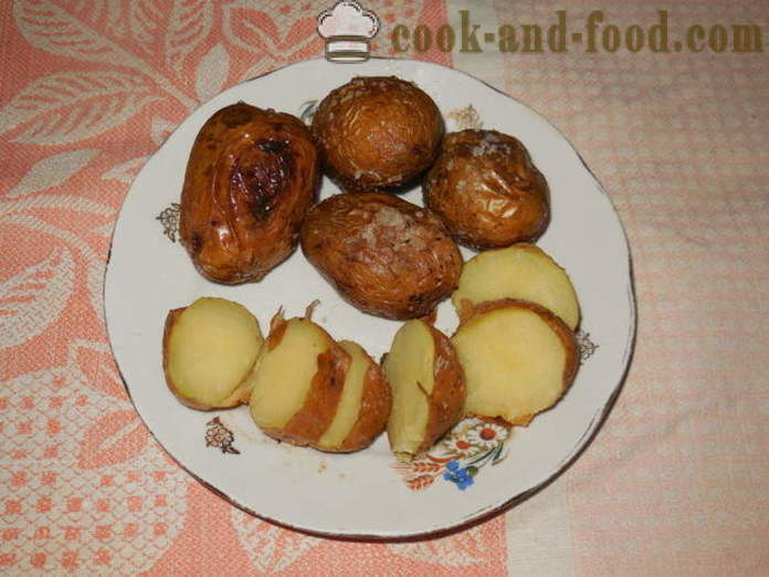 Sült krumpli héjában a sütőben - a finom sült krumpli héjában a sütőben, a lépésről lépésre recept fotók