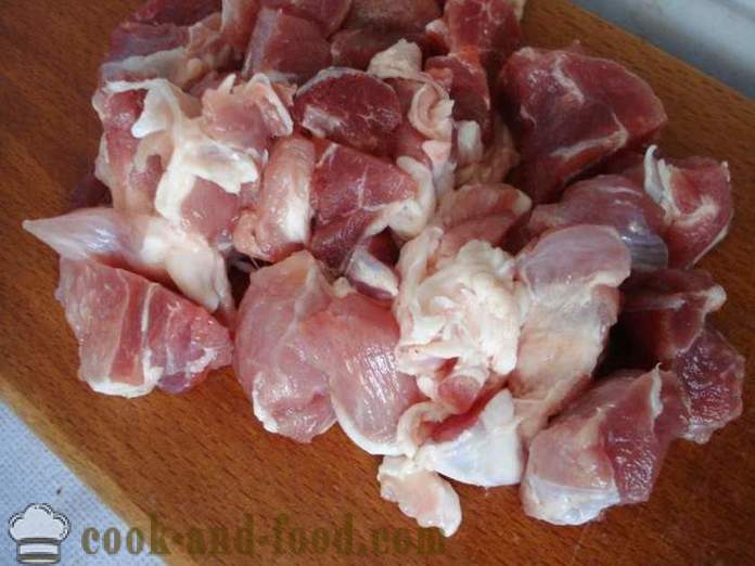 Növényi pörkölt hús és a burgonya és a káposzta -, hogyan kell főzni a növényi pörkölt hús és zöldség, a lépésről lépésre recept fotók