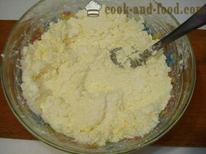 Túró desszert sűrített tej, banán, ribizli - hogyan kell főzni a sajttorta desszert nélkül zselatin, lépésről lépésre recept fotók