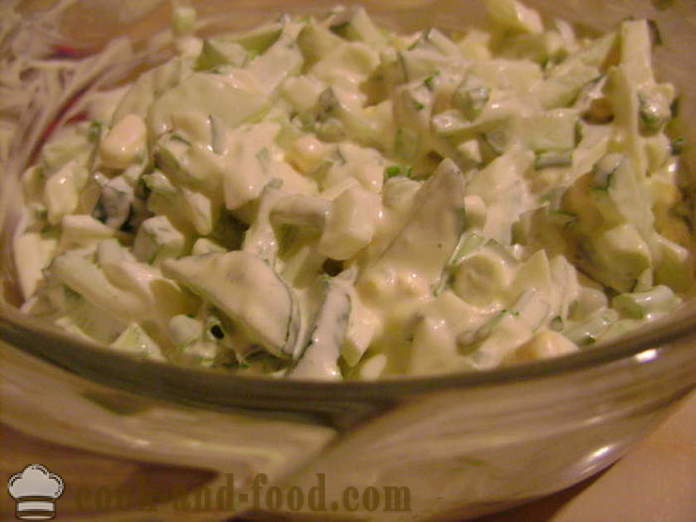 Saláta: uborka, tojás, snidling és majonéz - hogyan uborkasaláta majonéz, lépésről lépésre recept fotók