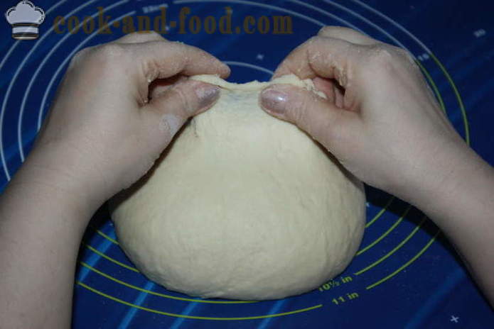 Édes kelt tészta, hogy puff puffmaffinov - hogyan lehet egy pelyhes élesztő tésztát zsemlét, recept fotó