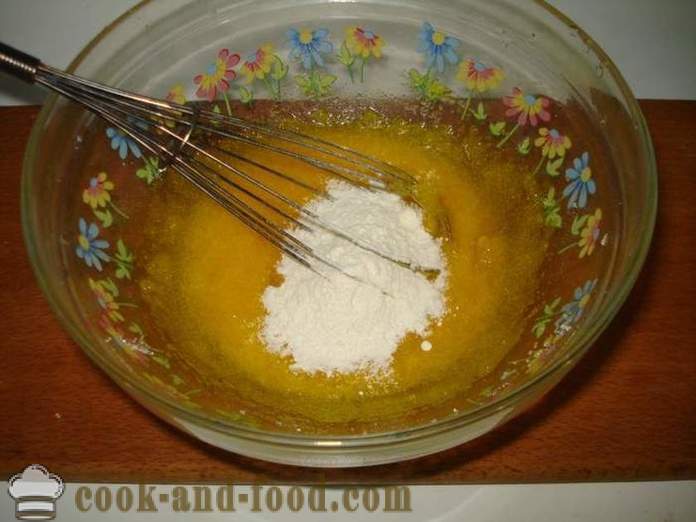 A puding a mikrohullámú - hogyan kell főzni a puding a sárgáját, egy lépésről lépésre recept fotók