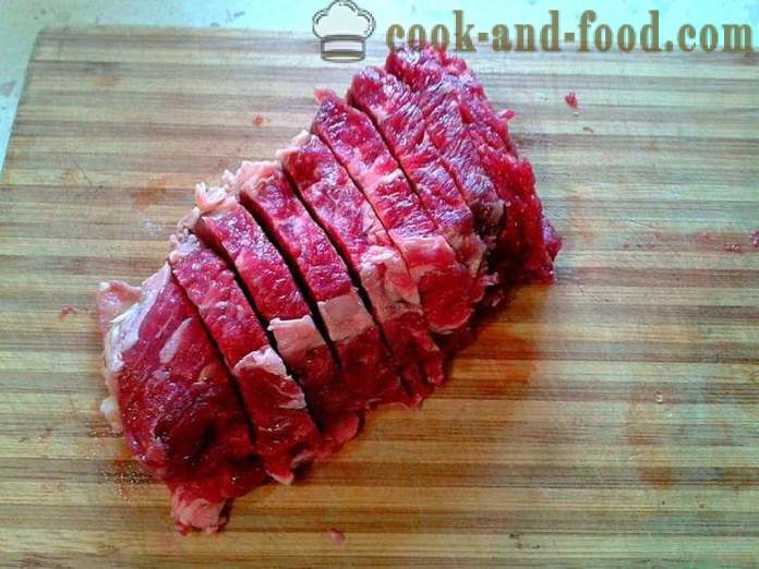 Hús tekercsek a serpenyőben -, hogyan kell főzni hús tekercs töltelék, lépésről lépésre recept fotók