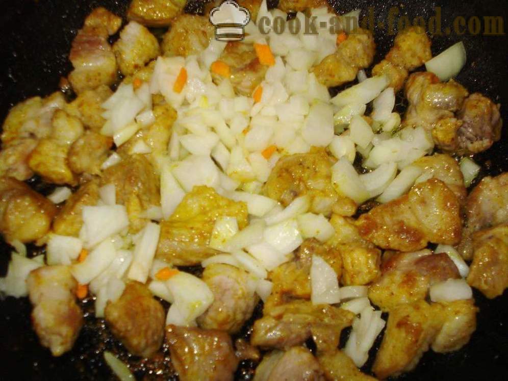 Pilaf egy serpenyőben sertés -, hogyan kell főzni rizottó sertéshús egy serpenyőben, egy lépésről lépésre recept fotók