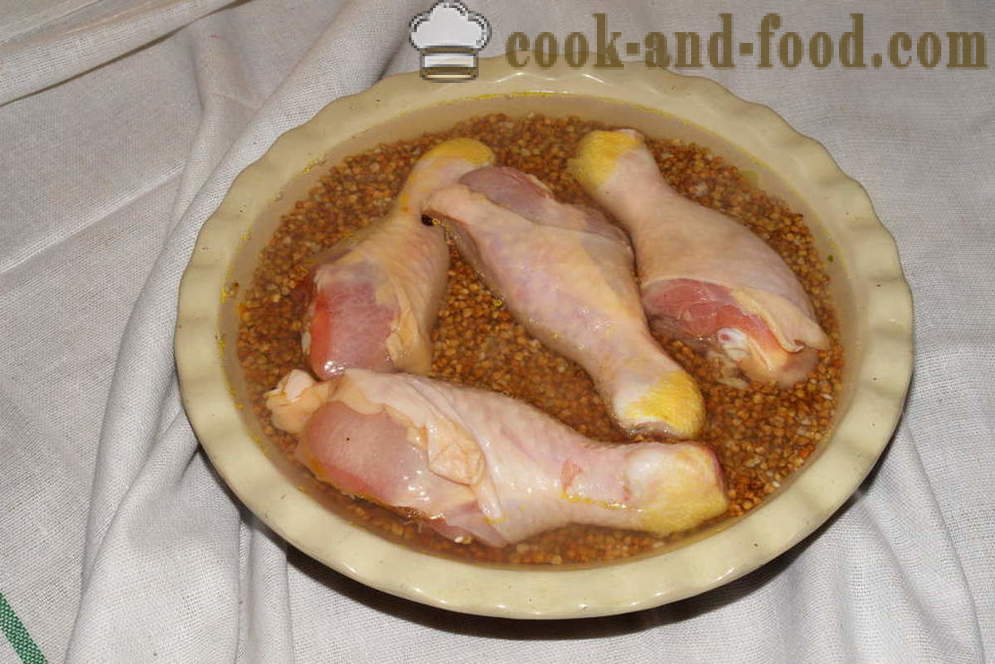 Hajdina sült csirkét a sütőbe - hogyan kell főzni csirke hajdina a sütőben, a lépésről lépésre recept fotók