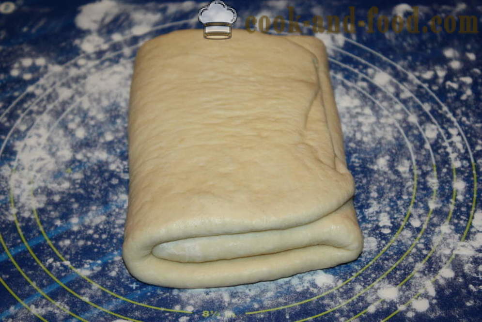 Élesztő leveles tészta kifli - hogyan leveles tészta croissant, lépésről lépésre recept fotók