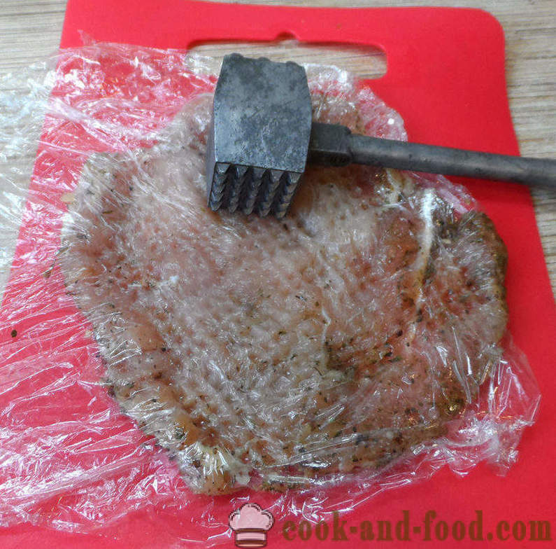 Juicy hússzeleteket csirke filé tésztában - hogyan kell főzni egy finom csirke hússzeleteket, lépésről lépésre recept fotók
