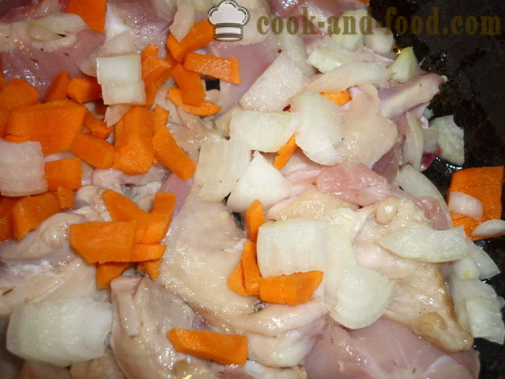 Párolt csirke paradicsomos mártással - mind finom konyhakész csirke pörköltet, lépésről lépésre recept fotók