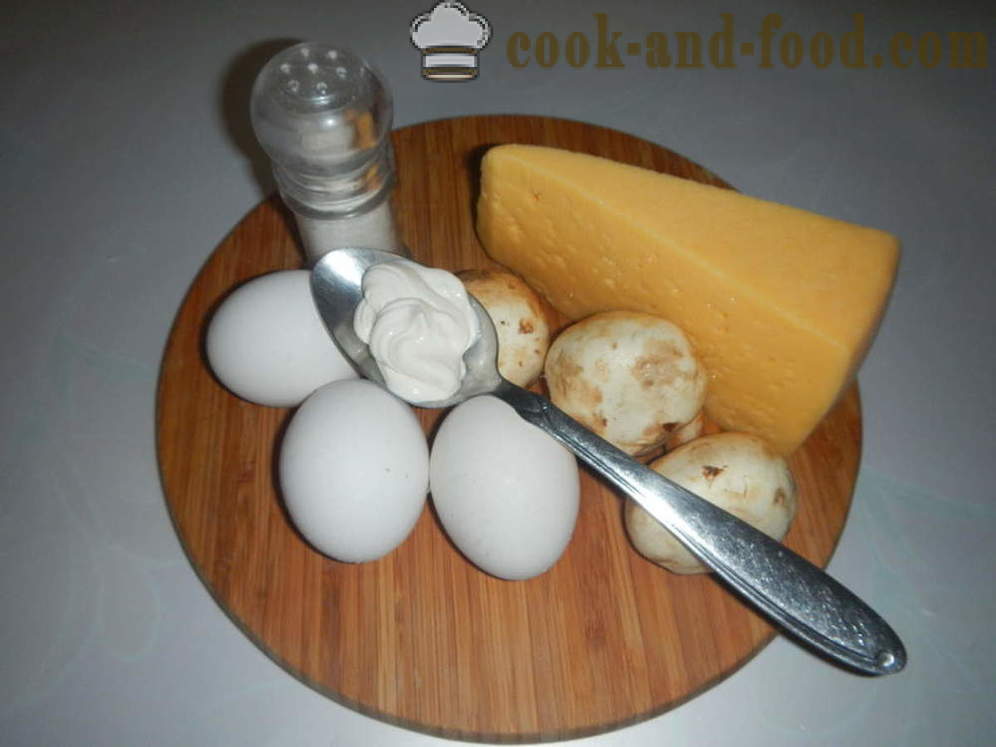 Rántotta gombával, sajttal egy serpenyőben -, hogyan kell főzni rántotta tejföl, lépésről lépésre recept fotók
