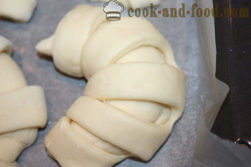 Croissant puding - hogyan lehet croissant otthon, lépésről lépésre recept fotók