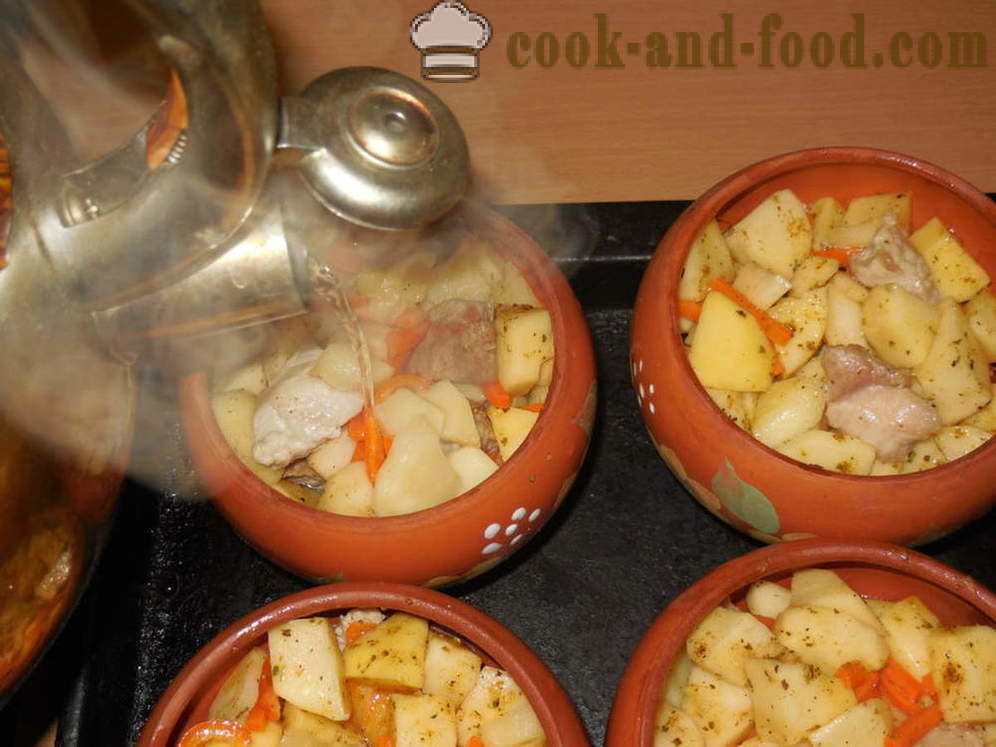 Pot sült hús és a burgonya -, hogyan kell főzni egy fazék sült a sütőben, a lépésről lépésre recept fotók