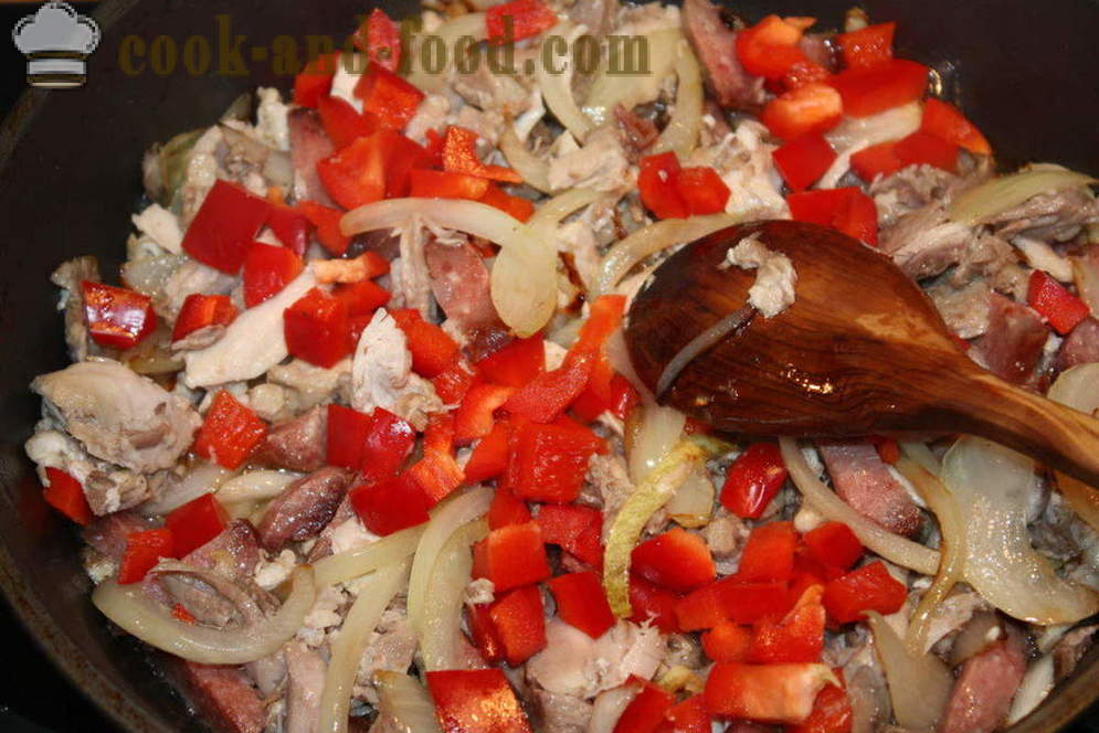 Rakott csirke, szalonna és zöldbab a sütőben - hogyan lehet egy rakott a kemencében, a lépésről lépésre recept fotók