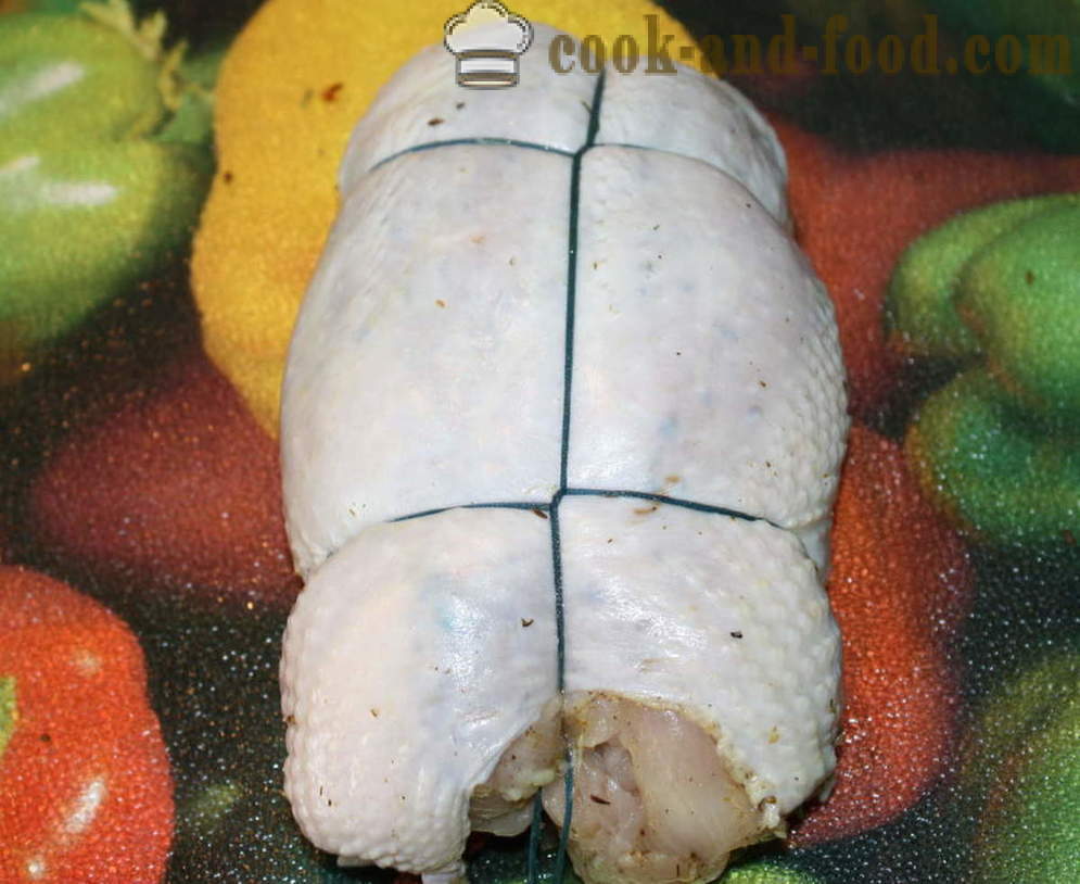 Csirke tekercs zöldségekkel töltve a sütőben - hogyan készítsünk csirkemell tekercs, lépésről lépésre recept fotók