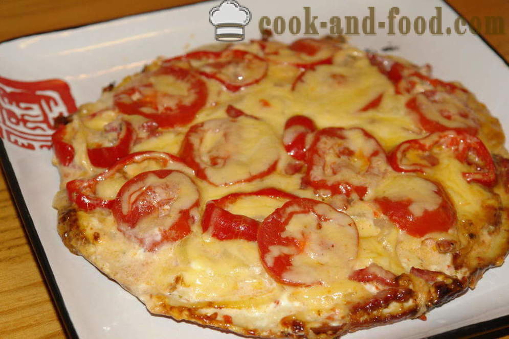 Kovásztalan gyors pizza a serpenyőben 10 percig -, hogyan kell főzni egy pizza serpenyőben gyorsan, lépésről lépésre recept fotók