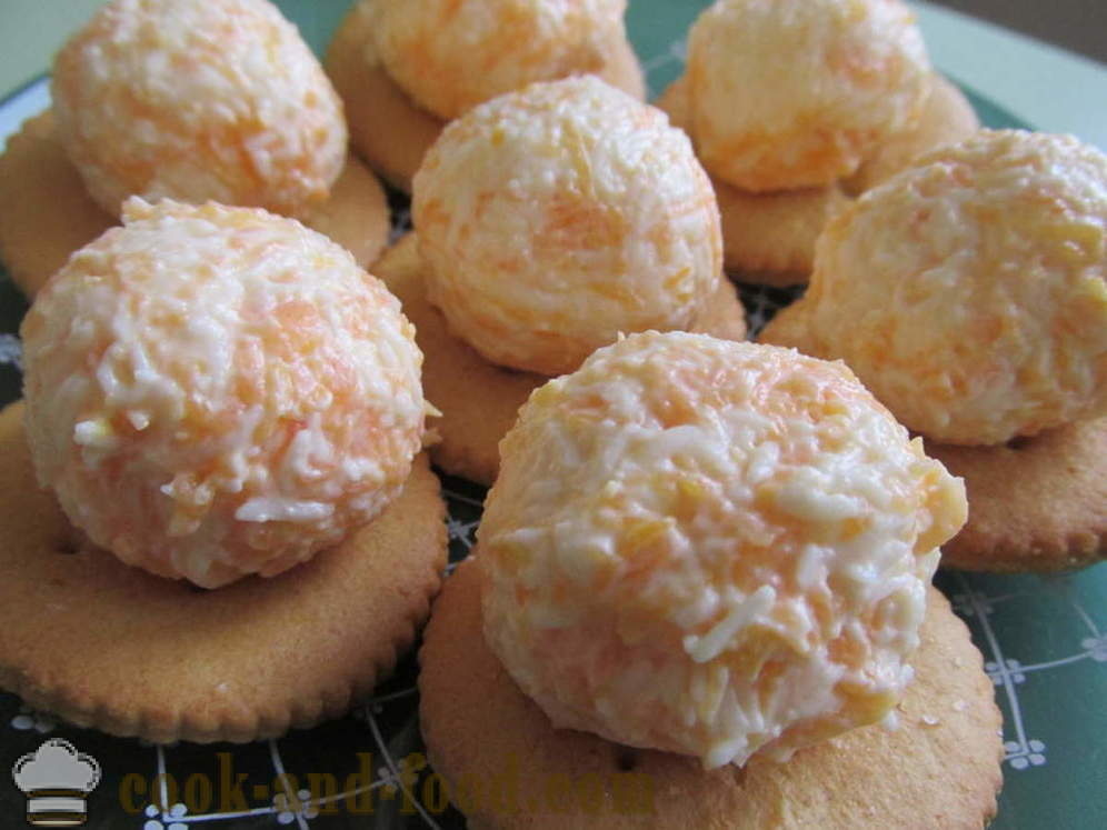 Eredeti snack keksz: krémsajt, fokhagyma, majonéz és a sárgarépa - hogyan lehet sajtot előétel, lépésről lépésre recept fotók