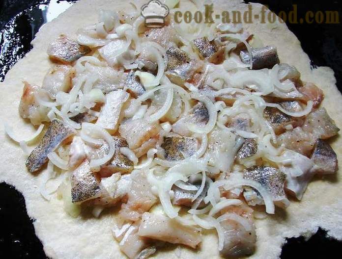 Beltéri hal pite sügér - hogyan kell főzni egy pite hal a sütő, a lépésről lépésre recept fotók