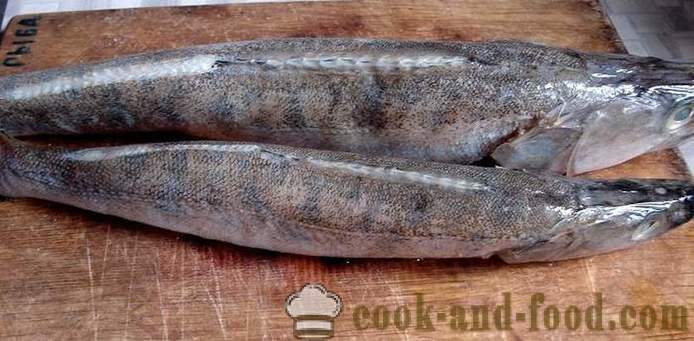 Beltéri hal pite sügér - hogyan kell főzni egy pite hal a sütő, a lépésről lépésre recept fotók