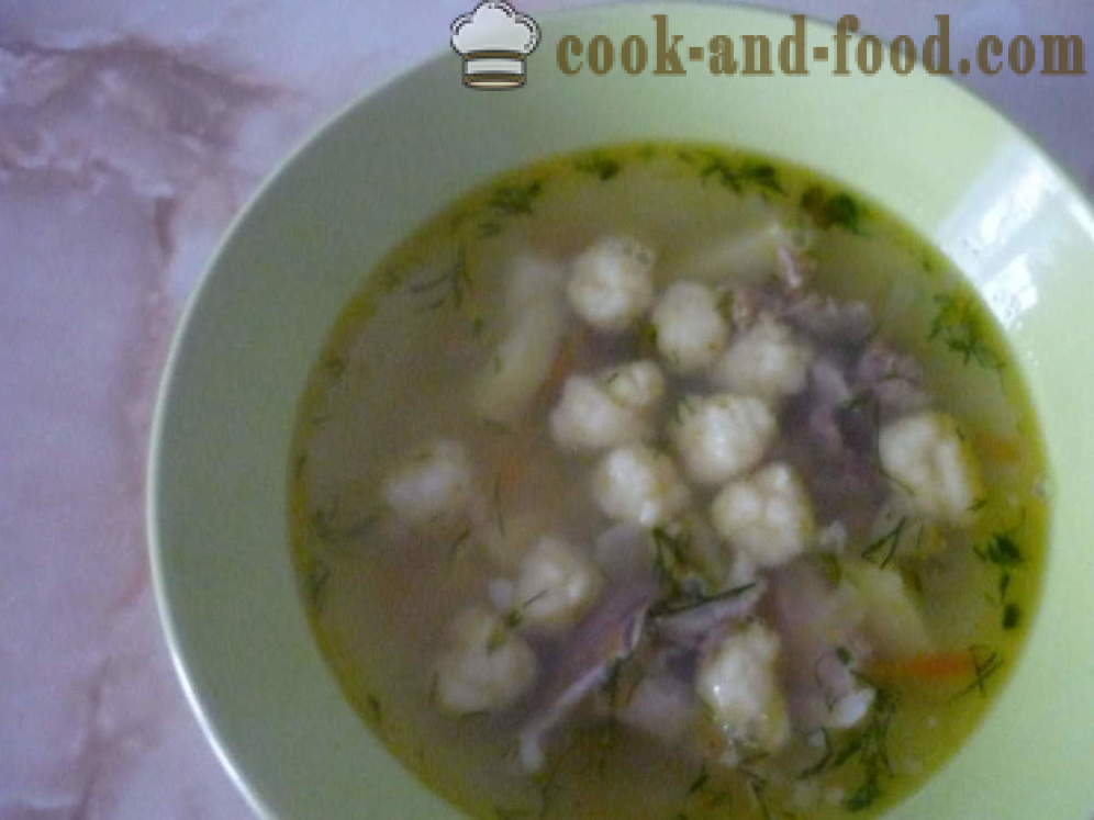 Finom leves galuskával a húsleves - lépésről lépésre, hogyan kell főzni leves galuskával, recept fotó