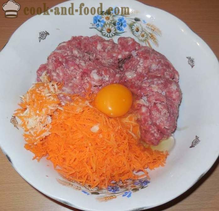 Finom pogácsákat darált hús: sertés, marha, a sárgarépát és a fokhagymát - hogyan kell főzni szelet húst, lépésről lépésre recept fotók