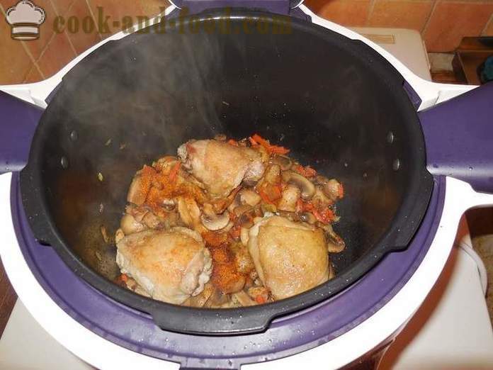 Rizs csirkével és gombával, multivarka vagy hogyan kell főzni rizottó multivarka, lépésről lépésre recept fotókkal.