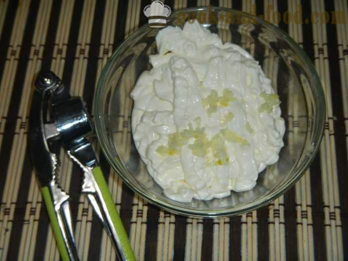 Juicy karaj fokhagymás mártással - hogyan kell főzni egy szaftos karaj, lépésről lépésre recept fotókkal.