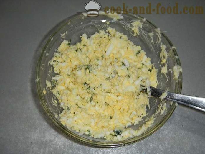Finom húsgombóc töltött tojás és a sajt -, hogyan kell főzni húsgombóc töltelék, lépésről lépésre recept fotókkal.