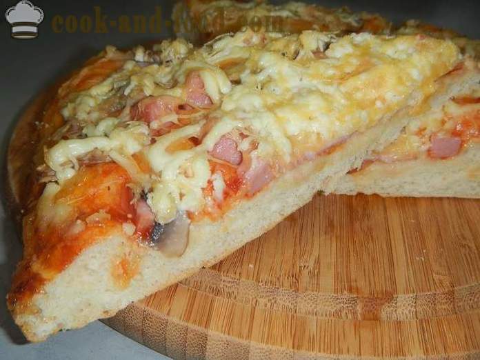 Házi pizza a sütőben - lépésről lépésre recept egy fotót finom pizza tészta élesztő
