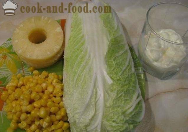 Kínai kel saláta ananász, kukorica és gránátalma - könnyű, egyszerű és nagyon finom, a lépésről lépésre recept fotók