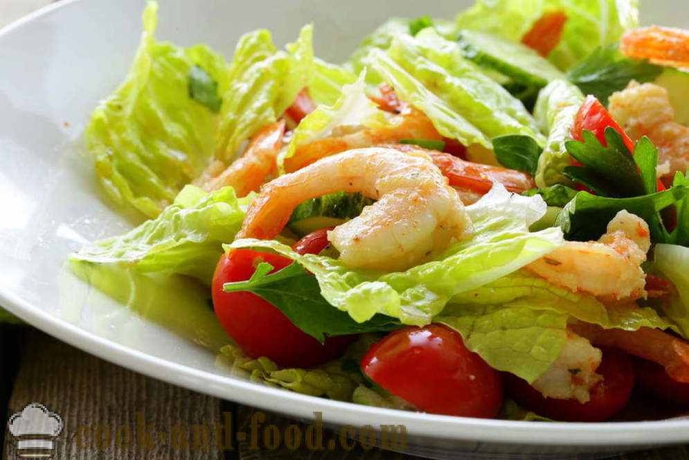 Recept: Vitamin saláta zöldség, garnéla és a tenger gyümölcsei